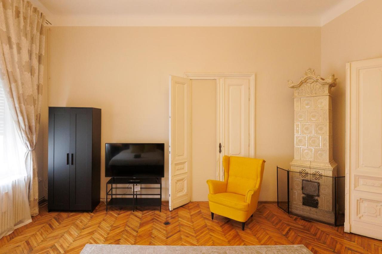 Spacious Flat In Old Town Wi-Fi Timişoara Exterior foto